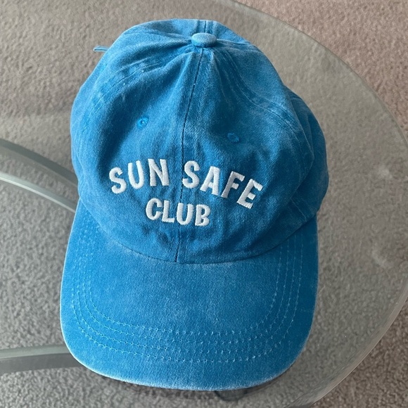 NATURE's REPUBLIC Sun Safe Club Baseball Hat - Picture 1 of 6